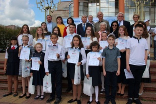 призеры и победители с главами2.JPG